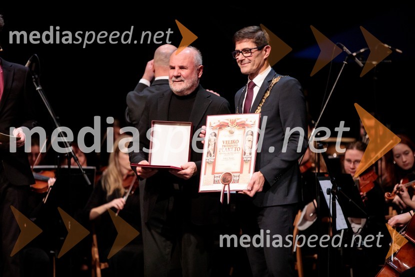 Župan Kranja ob občinskem prazniku podelil priznanja