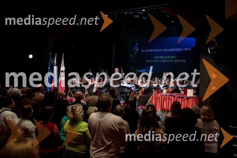 Župan Kranja ob občinskem prazniku podelil priznanja