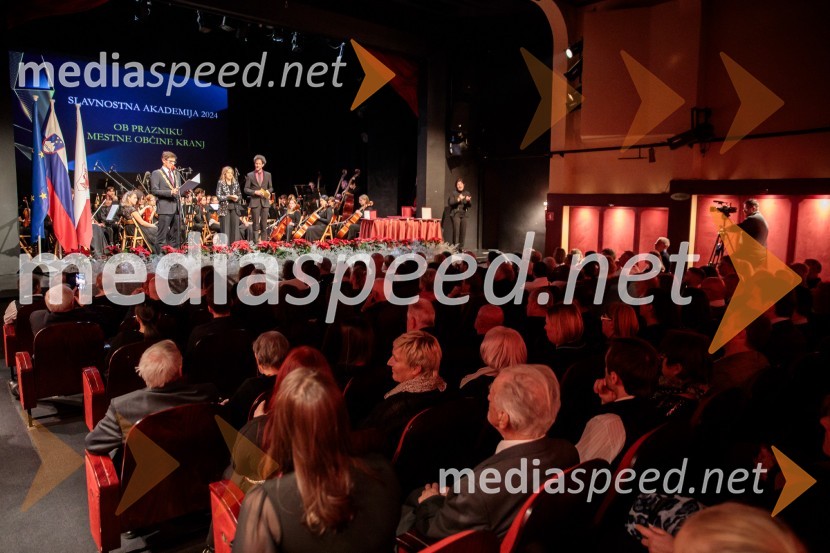 Župan Kranja ob občinskem prazniku podelil priznanja