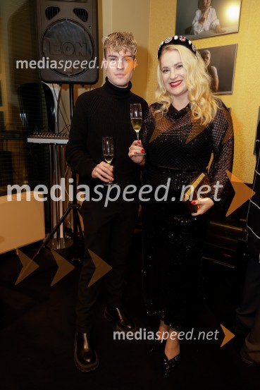  ... ;  Danica Lovenjak, novinarka, voditeljicaTa veseli dan ali Matiček se ženi, premiera v MGL