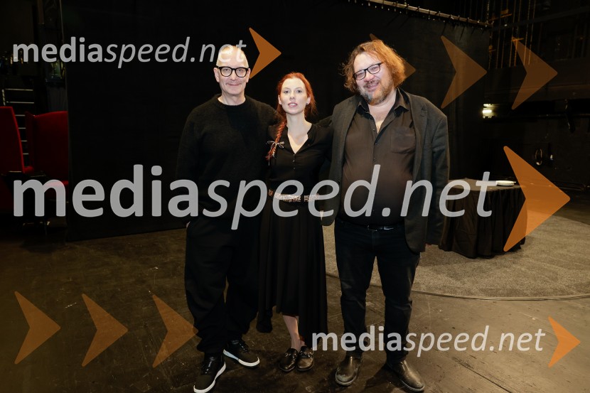  Uroš Smolej, igralec;  Tina Potočnik Vrhovnik, igralka;  Primož Pirnat, igralecTa veseli dan ali Matiček se ženi, premiera v MGL