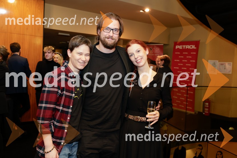  ... ;  ... ;  Tina Potočnik Vrhovnik, igralkaTa veseli dan ali Matiček se ženi, premiera v MGL