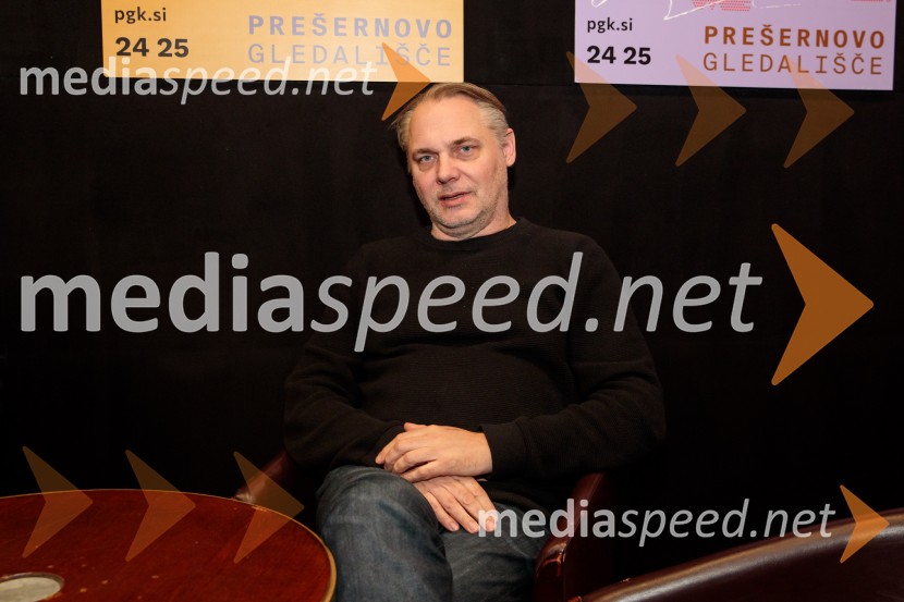  Mattias Andersson, igralec, režiser in dramatikRazodetje, premiera, Prešernovo gledališče Kranj