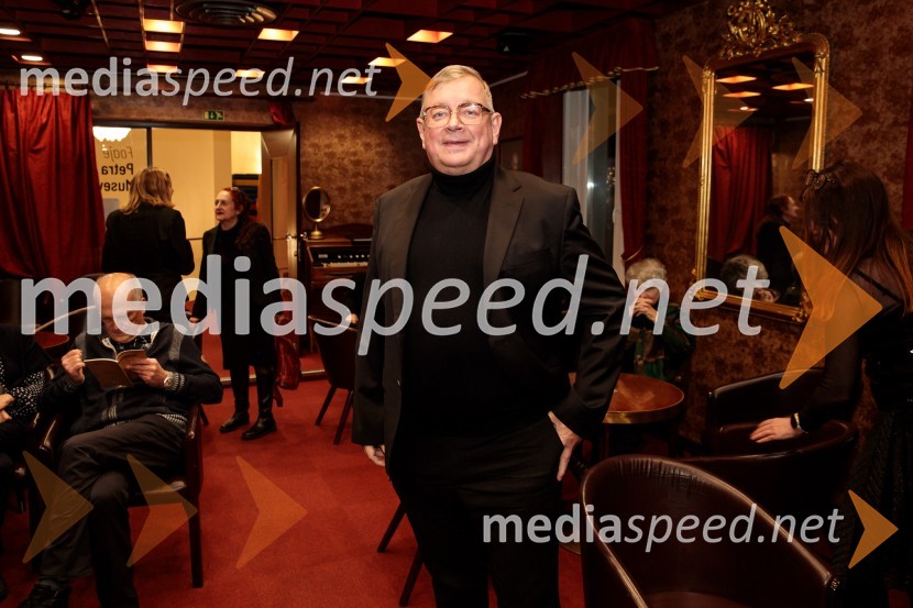  Robert Waltl, direktor, Mini teaterRazodetje, premiera, Prešernovo gledališče Kranj