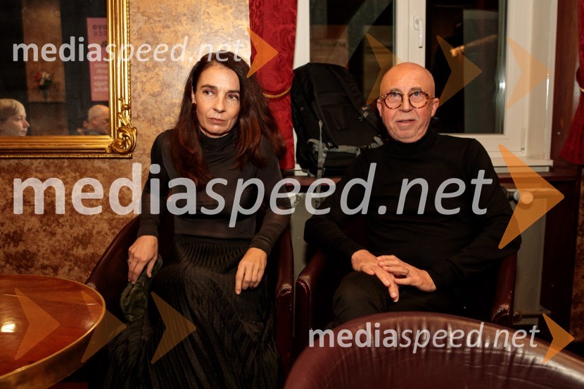  Nuša Ekar, novinarka;  Božo Grlj, režiserRazodetje, premiera, Prešernovo gledališče Kranj