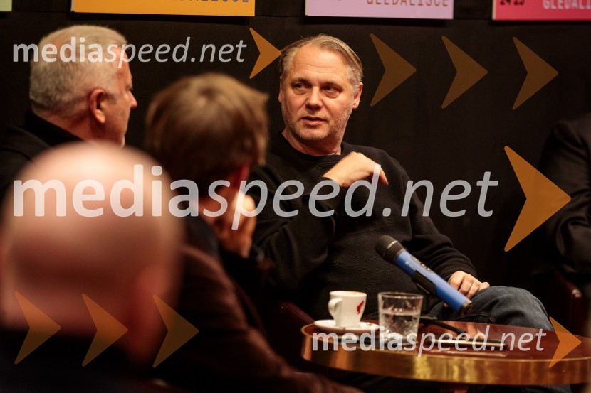  Mattias Andersson, igralec, režiser in dramatikRazodetje, premiera, Prešernovo gledališče Kranj