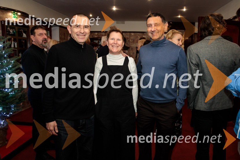  Bruno Urh, arhitekt, Urh arhitekti;  Carmen Urh, arhitektka, Urh arhitekti;  Boštjan Vuga, arhitektRazodetje, premiera, Prešernovo gledališče Kranj