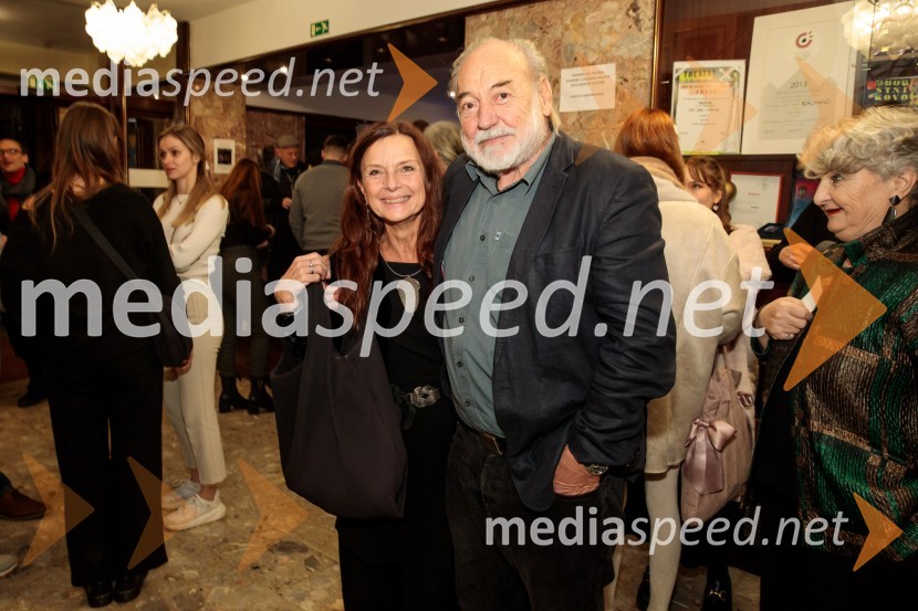  Darja Hlavka Godina, glasbena oblikovalka;  Karpo Godina, režiserRazodetje, premiera, Prešernovo gledališče Kranj