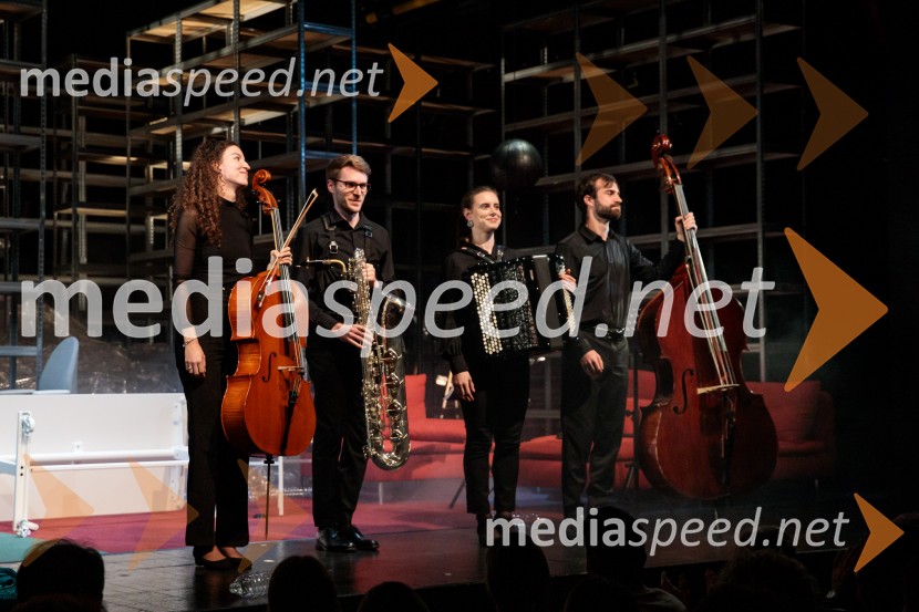 Razodetje, premiera, Prešernovo gledališče Kranj