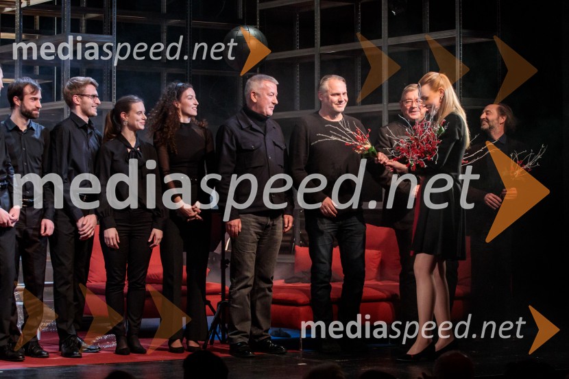  ... ;  ... ;  ... ;  ... ;  Ivica Buljan, režiser;  Mattias Andersson, igralec, režiser in dramatik;  ... Razodetje, premiera, Prešernovo gledališče Kranj