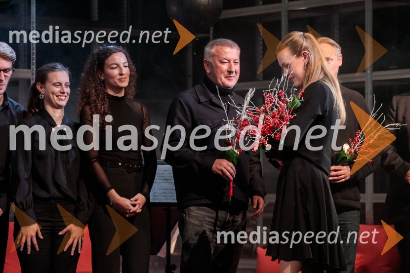  ... ;  ... ;  Ivica Buljan, režiserRazodetje, premiera, Prešernovo gledališče Kranj