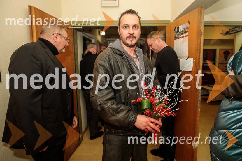  Blaž Setnikar, igralecRazodetje, premiera, Prešernovo gledališče Kranj