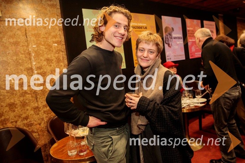  Kaja Petrovič, igralka;  Luka Grbić, igralecRazodetje, premiera, Prešernovo gledališče Kranj