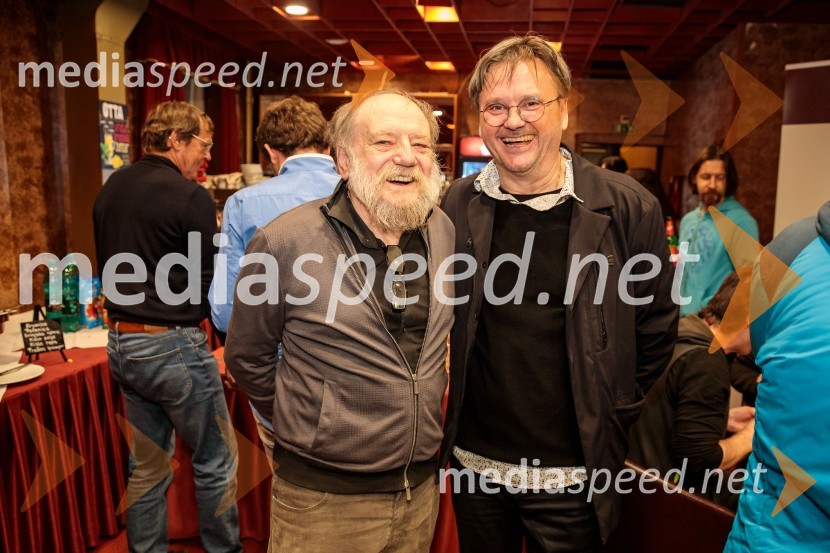  Zdravko Duša, pisec, urednik in prevajalec, vodja simpozija Moč povezav;  Branko Šturbej, igralecRazodetje, premiera, Prešernovo gledališče Kranj