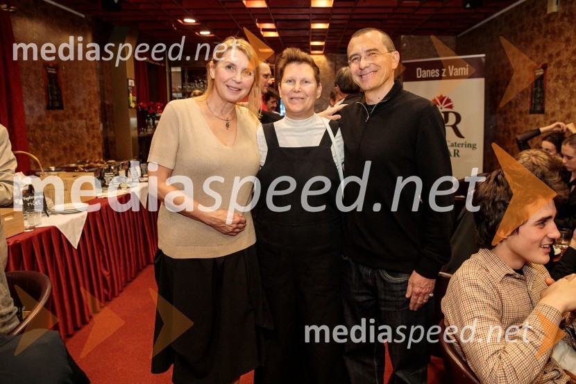  Darja Reichman, igralka;  Carmen Urh, arhitektka, Urh arhitekti;  Bruno Urh, arhitekt, Urh arhitektiRazodetje, premiera, Prešernovo gledališče Kranj