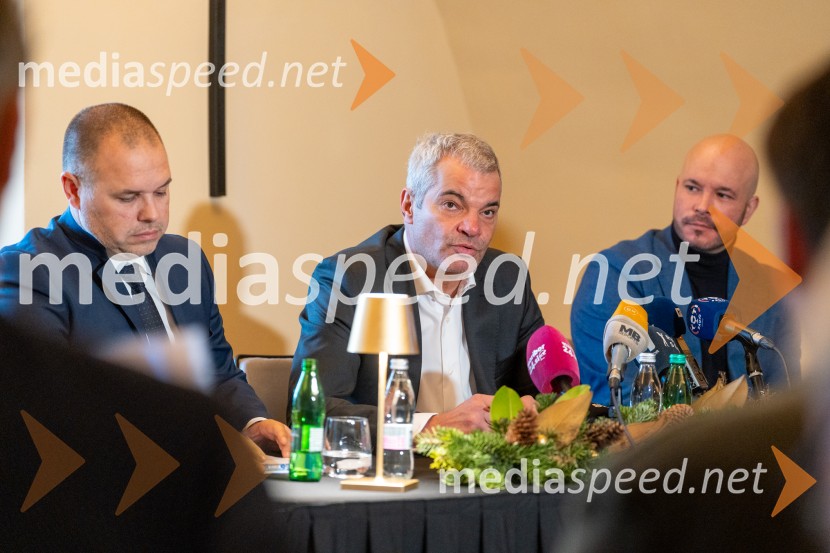  Jure Struc, direktor, Zavod za turizem Maribor;  Aleksander Saša Arsenovič, župan, Mestna občina Maribor;  Matevž Frangež, državni sekretarNovinarska konferenca s predstavitvijo prenovljene Hiše Najstarejše trte