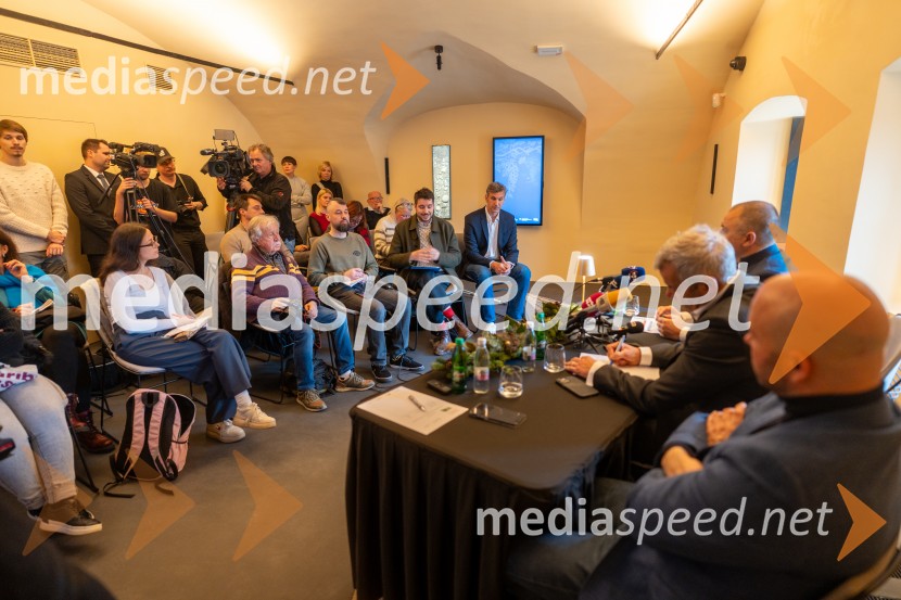 Novinarska konferenca s predstavitvijo prenovljene Hiše Najstarejše trte