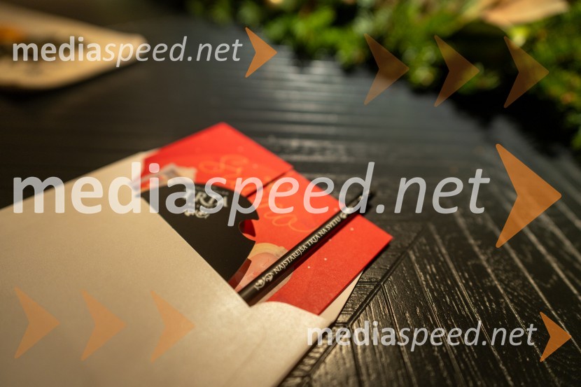 Novinarska konferenca s predstavitvijo prenovljene Hiše Najstarejše trte