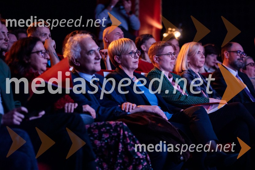  Ženja Leiler Kos, direktorica, Slovenska kinoteka;  Argyrios Makris, veleposlanik Helenske republike v Ljubljani; dr. Nataša Pirc Musar, predsednica Republike Slovenije;  Polona Černič, Festival LGBT filma; mag. Tatjana  Bobnar, nekdanja ministrica za notranje zadeve, Urad predsednice republike40. Festival LGBT filma, otvoritev