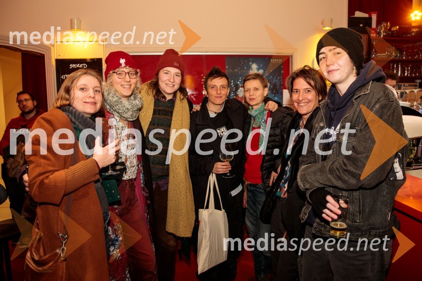  ... ;  ... ;  ... ;  Petra Hrovatin, glasbenica, DJ Trikotnik ;  ... ;  ... ;  ... 40. Festival LGBT filma, otvoritev