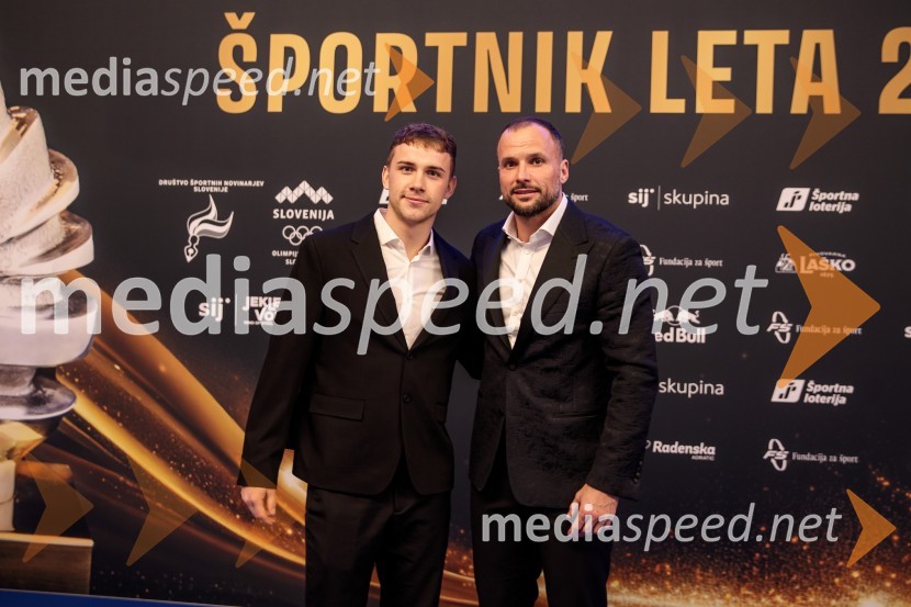  Staš Jovičić Slatinek, rokometaš;  Uroš Zorman, trener, Slovenska rokometna reprezentancaŠportnik leta 2024, slavila Janja Garnbret in Tadej Pogačar