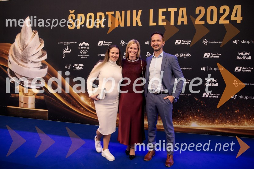  ... ;  Nina Bertoncelj;  Sašo Bertoncelj, telovadecŠportnik leta 2024, slavila Janja Garnbret in Tadej Pogačar