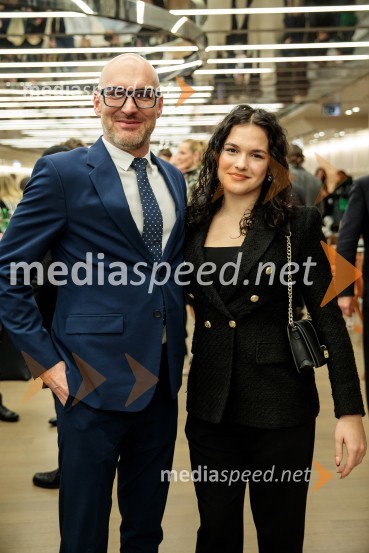  Urban  Korenjak, direktor trženja Europlakat;  Moeti  Korenjak GobboŠportnik leta 2024, slavila Janja Garnbret in Tadej Pogačar