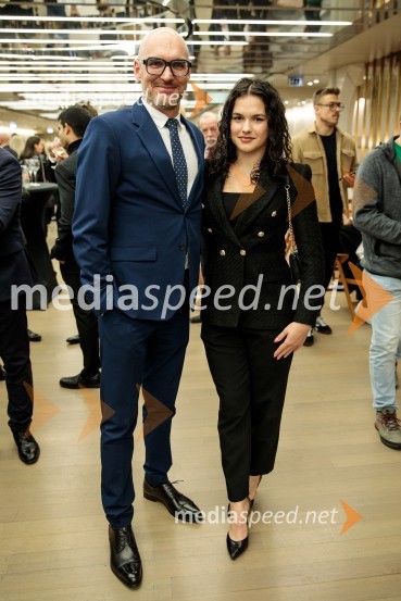  Urban  Korenjak, direktor trženja Europlakat;  Moeti  Korenjak GobboŠportnik leta 2024, slavila Janja Garnbret in Tadej Pogačar