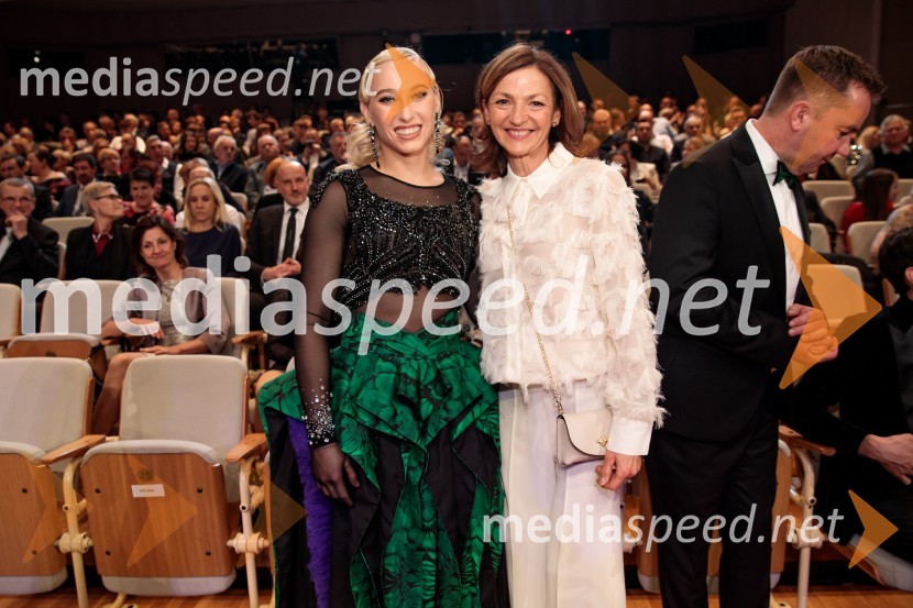  Janja Garnbret, športna plezalka; dr. Maja Zalaznik, nekdanja ministrica za izobraževanje, znanost in športŠportnik leta 2024, slavila Janja Garnbret in Tadej Pogačar