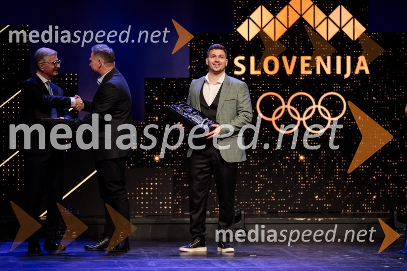  Franjo Bobinac, predsednik, Olimpijski komite Slovenije;  Rajko Vodišek;  Toni Vodišek, kajtarŠportnik leta 2024, slavila Janja Garnbret in Tadej Pogačar