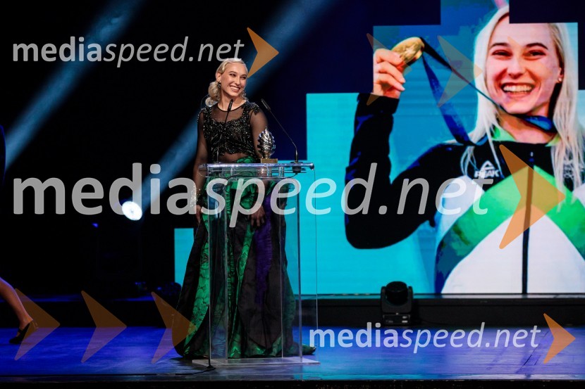  Janja Garnbret, športna plezalkaŠportnik leta 2024, slavila Janja Garnbret in Tadej Pogačar