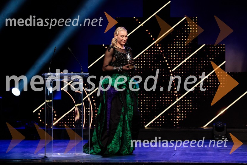  Janja Garnbret, športna plezalkaŠportnik leta 2024, slavila Janja Garnbret in Tadej Pogačar