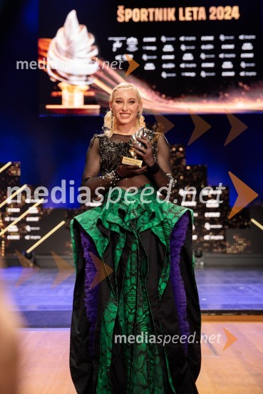  Janja Garnbret, športna plezalkaŠportnik leta 2024, slavila Janja Garnbret in Tadej Pogačar