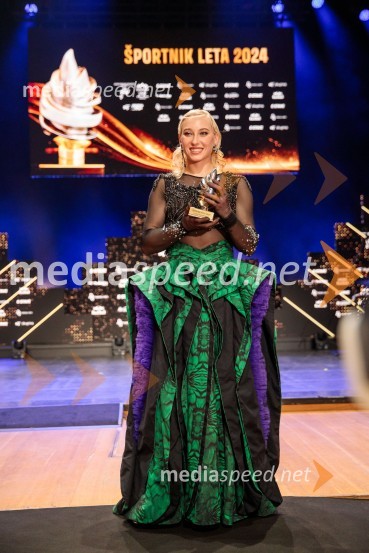  Janja Garnbret, športna plezalkaŠportnik leta 2024, slavila Janja Garnbret in Tadej Pogačar