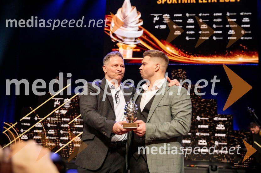  Rajko Vodišek;  Toni Vodišek, kajtarŠportnik leta 2024, slavila Janja Garnbret in Tadej Pogačar