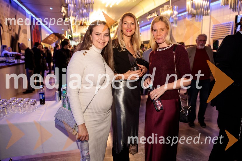  ... ;  Barbara Berčan;  Nina BertonceljŠportnik leta 2024, slavila Janja Garnbret in Tadej Pogačar