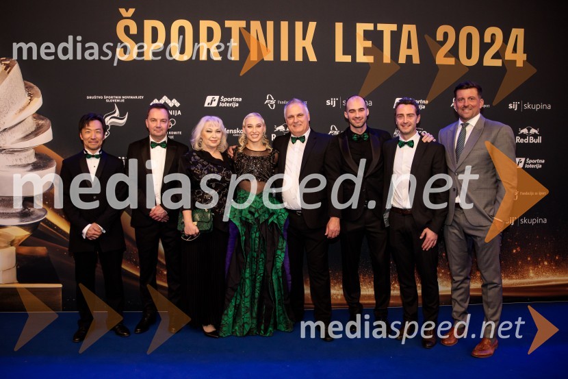  ... ;  Roman Krajnik, trener Janje Garnbret;  Darja Garnbret;  Janja Garnbret, športna plezalka;  Vili Garnbret;  Tilen Lamut, Elevatum sports, odnosi z javnostmi, športni komentator;  ... ;  ... Športnik leta 2024, slavila Janja Garnbret in Tadej Pogačar