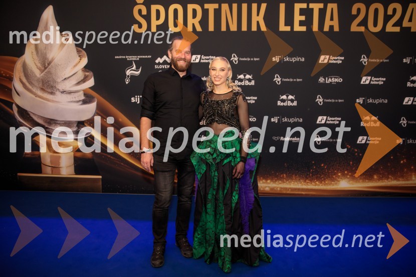  Andrej Tarfila, fotograf;  Janja Garnbret, športna plezalkaŠportnik leta 2024, slavila Janja Garnbret in Tadej Pogačar