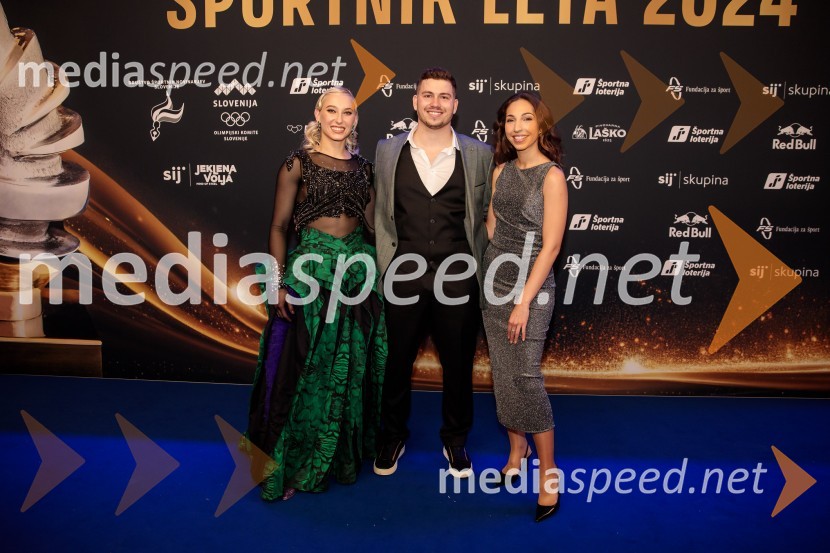  Janja Garnbret, športna plezalka;  Toni Vodišek, kajtar;  Nika HiljŠportnik leta 2024, slavila Janja Garnbret in Tadej Pogačar