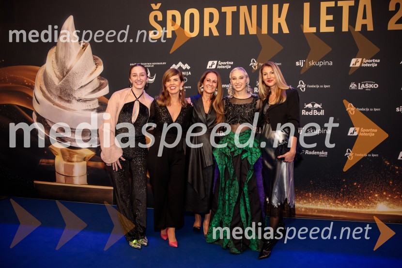  ... ;  ... ;  Petra Čop;  Janja Garnbret, športna plezalka;  ... Športnik leta 2024, slavila Janja Garnbret in Tadej Pogačar