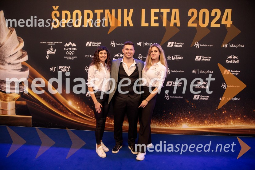  Neža Blatnik Sojar;  Toni Vodišek, kajtar;  ... Športnik leta 2024, slavila Janja Garnbret in Tadej Pogačar