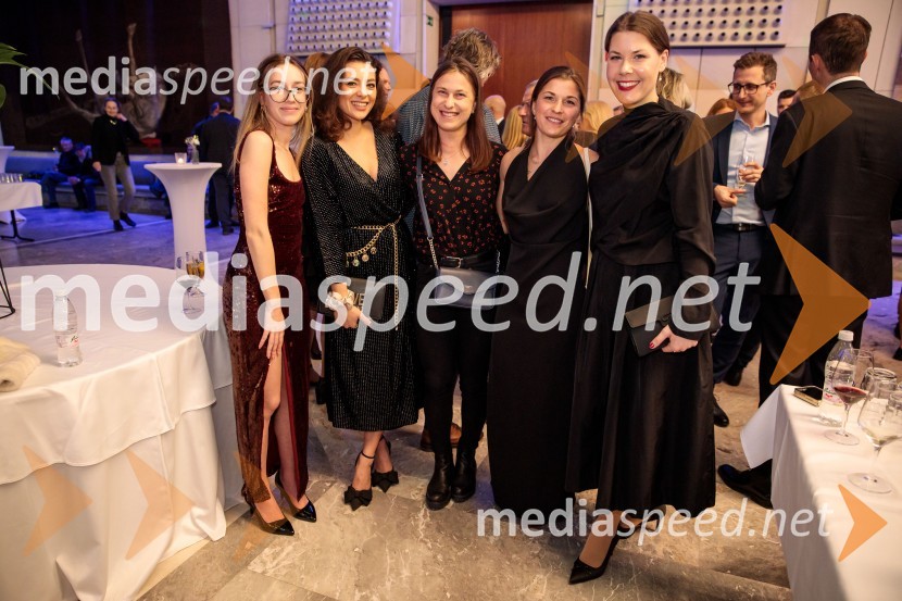  ... ;  Manjka Filipič;  Anja Štangar;  Maruša Štangar, judoistka;  Tanja BudaŠportnik leta 2024, slavila Janja Garnbret in Tadej Pogačar