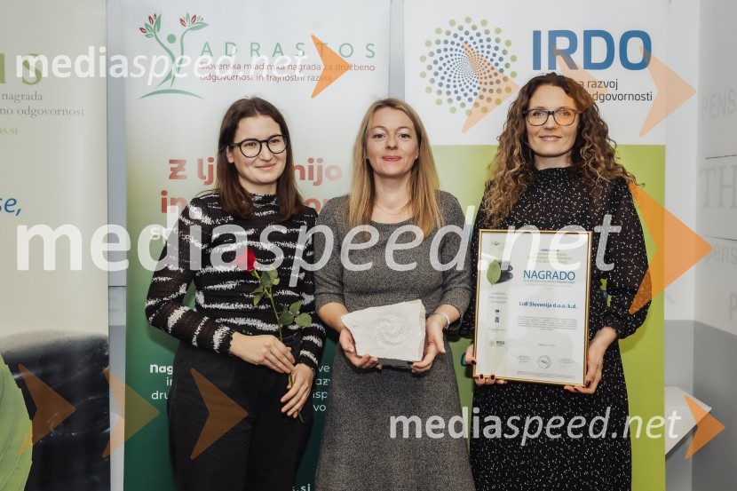  Klara Rahne;  Tina Kobilšek, vodja za podnebne politike na Ministrstvu za okolje, podnebje in energijo;  ... Horus in Adrastos 2024, podelitev nagrad