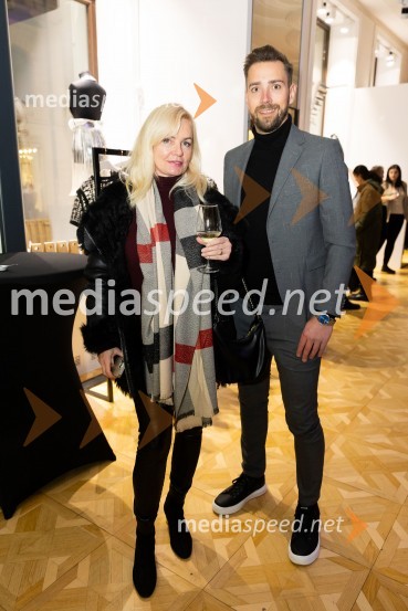 Andreja  Medvedič, lastnica in direktorica Sense Wellness Cluba;  Nejc RavnikarAsko odprl svoj prvi showroom v Sloveniji z modnim oblikovalcem Maticem Velerjem