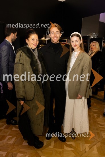  Sanja Nešković Peršin, balerina, nekdanji umetniški vodja SNG Opera in baleta Ljubljana ;  Luka Bokšan, igralec;  Lucija Harum, igralka, pevkaAsko odprl svoj prvi showroom v Sloveniji z modnim oblikovalcem Maticem Velerjem