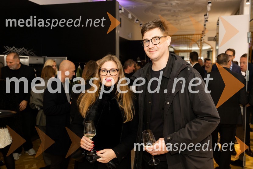 Asko odprl svoj prvi showroom v Sloveniji z modnim oblikovalcem Maticem Velerjem