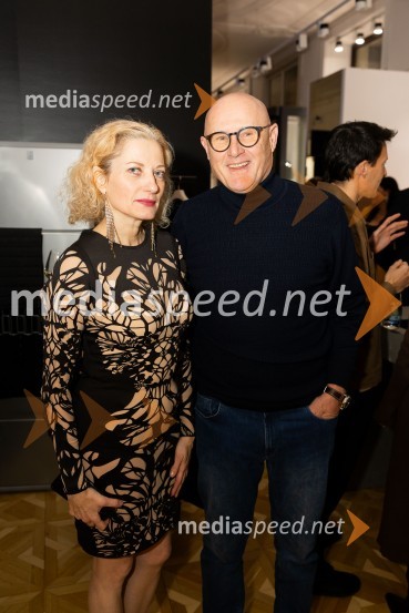  Hermina Kovačič, strokovnjakinja za komuniciranje;  ... Asko odprl svoj prvi showroom v Sloveniji z modnim oblikovalcem Maticem Velerjem