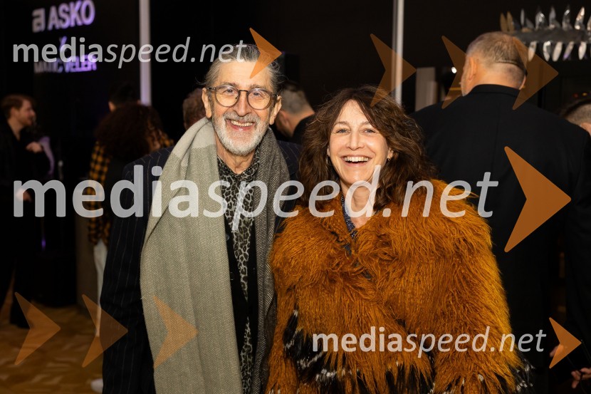  Leo Kulaš, kostumograf;  Barbara Podlogar, grafična oblikovalka, PristopAsko odprl svoj prvi showroom v Sloveniji z modnim oblikovalcem Maticem Velerjem