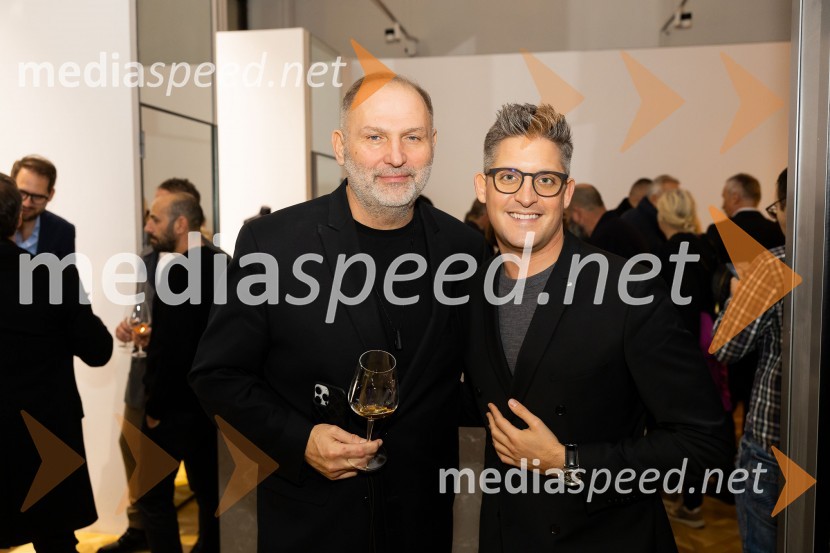  Dime Rangelov;  ... Asko odprl svoj prvi showroom v Sloveniji z modnim oblikovalcem Maticem Velerjem