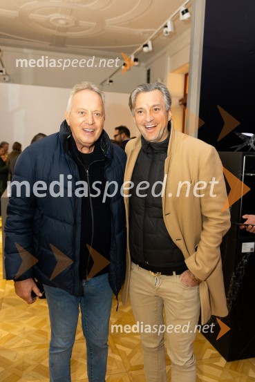  Zmago Sagadin, košarkarski trener;  Zmago Sagadin, košarkarski trenerAsko odprl svoj prvi showroom v Sloveniji z modnim oblikovalcem Maticem Velerjem